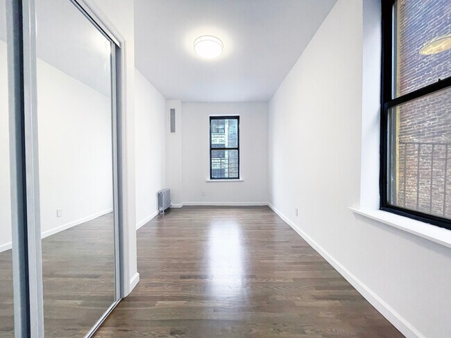 Photo - 560 W 163rd St Unidad 43