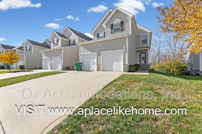 Photo - 2216 SW Rambling Vine Rd