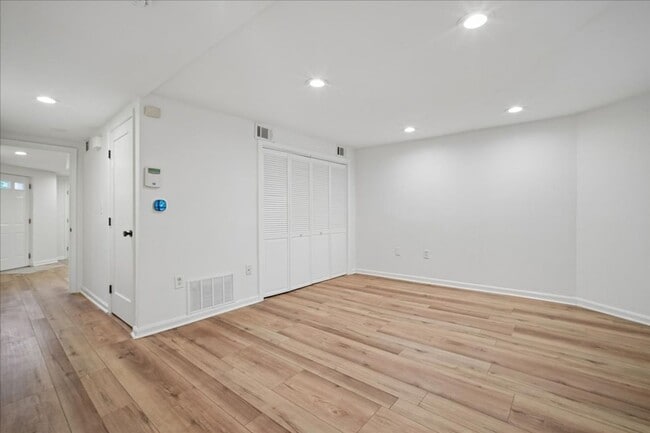 Photo - 3211 11th St NW Unit 2
