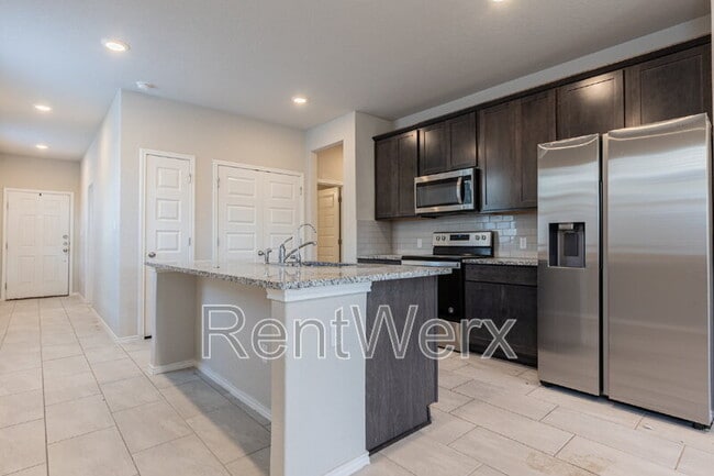 Photo - 10110 Jardin Verde