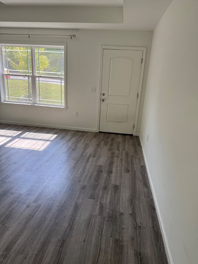 Photo - 204 Whispering Meadows Pkwy
