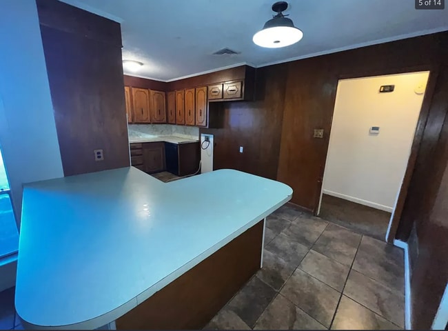 Photo - 504 Redwater Rd