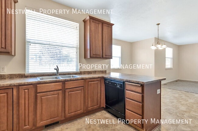 Photo - 11536 S Oakmond Rd