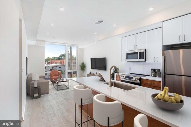 Building Photo - 501 Kennedy St NW Unit 301 Rental
