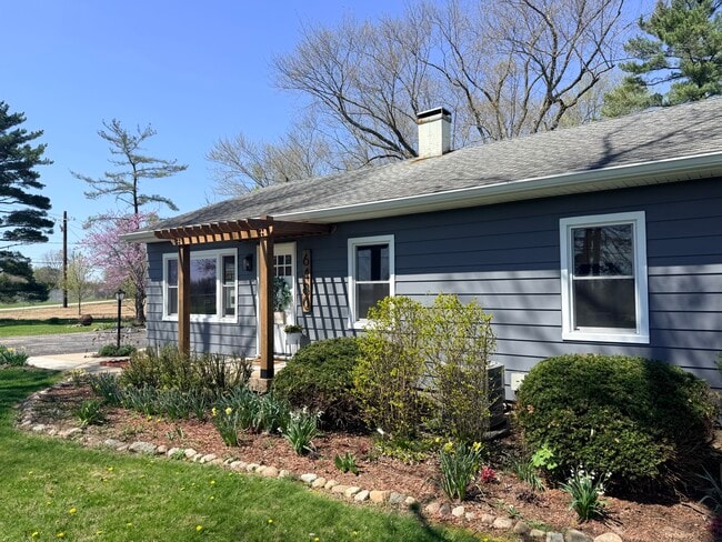 Photo - 6480 E County Road 700 N