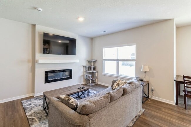 Photo - PRIVATE POOL & CLUBHOUSE!! 3 Bedroom, 2.5 Bathroom Townhome in Ankeny!