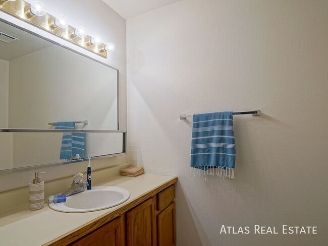 Photo - 6970 Peyote Way Unit 6974