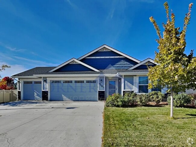 Building Photo - Stunning Home in Meridain!