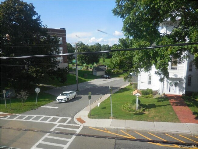 Photo - 223 Hudson St Unit 2