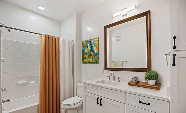 Weston Lakeside Apartments