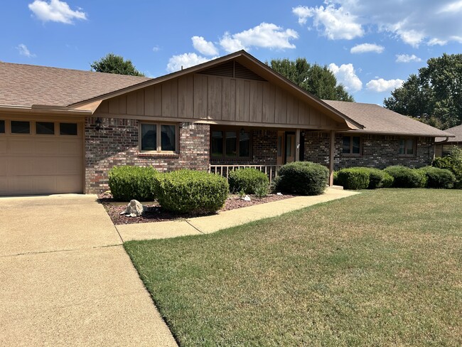 105 Jennison Square