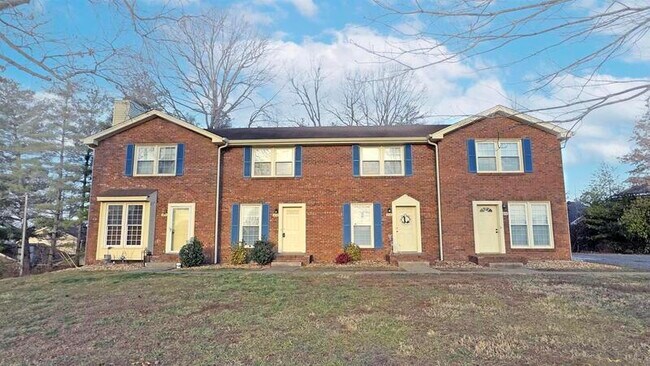 Building Photo - 610 Sango Rd