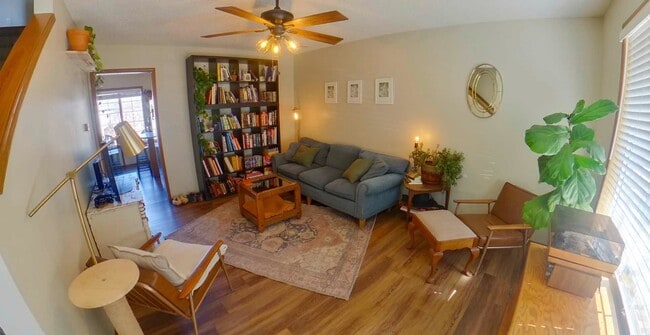 Photo - 3D Tour Available - Fenced in + Recently Updated + Washer & Dryer + Pet Friendly! Available May 1st!