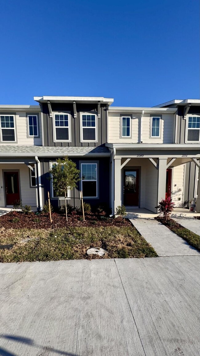 Brand New Townhome in Kissimmee, FL – $2,0... - Brand New Townhome in Kissimmee, FL – $2,0...