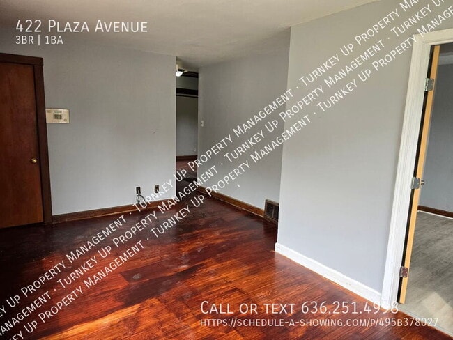 Photo - 422 Plaza Ave