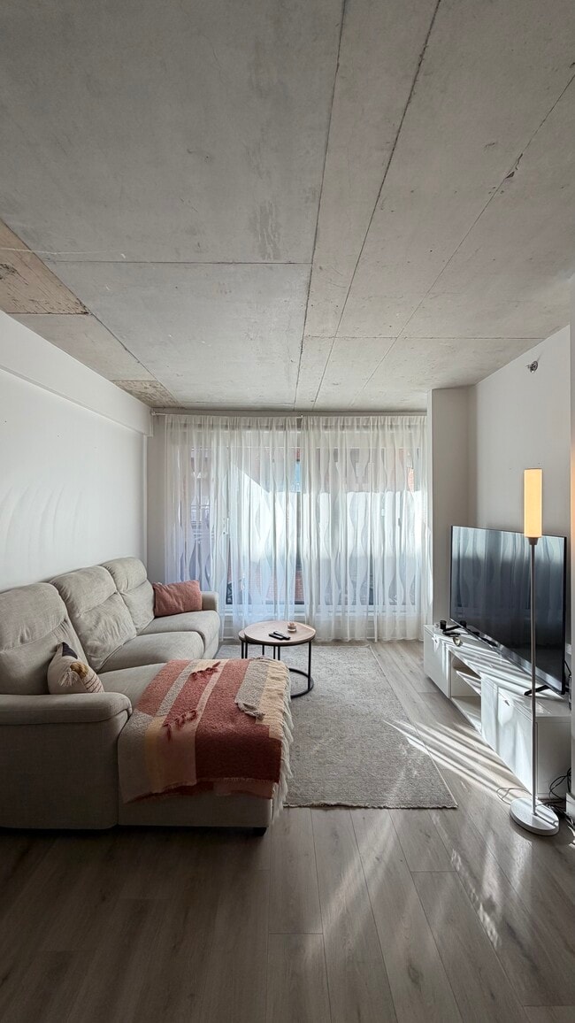 Photo - 1050 Boul René-Lévesque E Unité 301