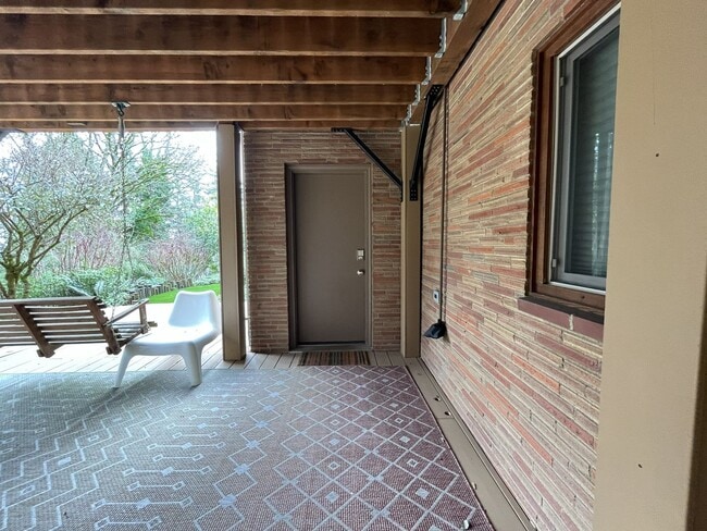 Photo - Spacious 1 Bedroom ADU Featuring Soaking Tub, Rain Shower, and Treeline Views