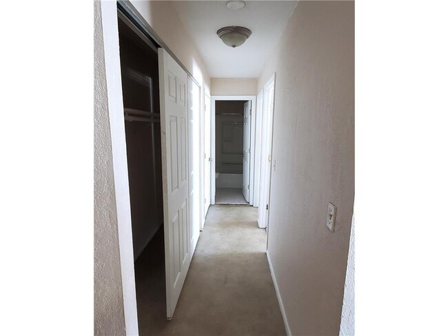 Photo - 808 Evergreen Ave Unidad #103