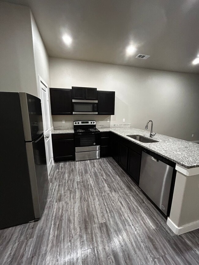 Photo - Brand new townhouse