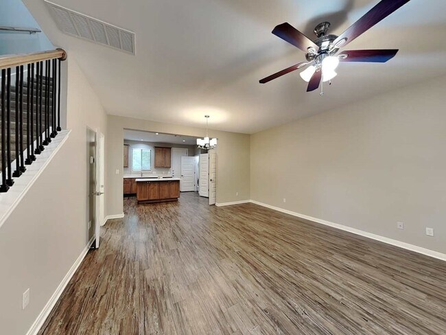 Photo - 179 Holly St