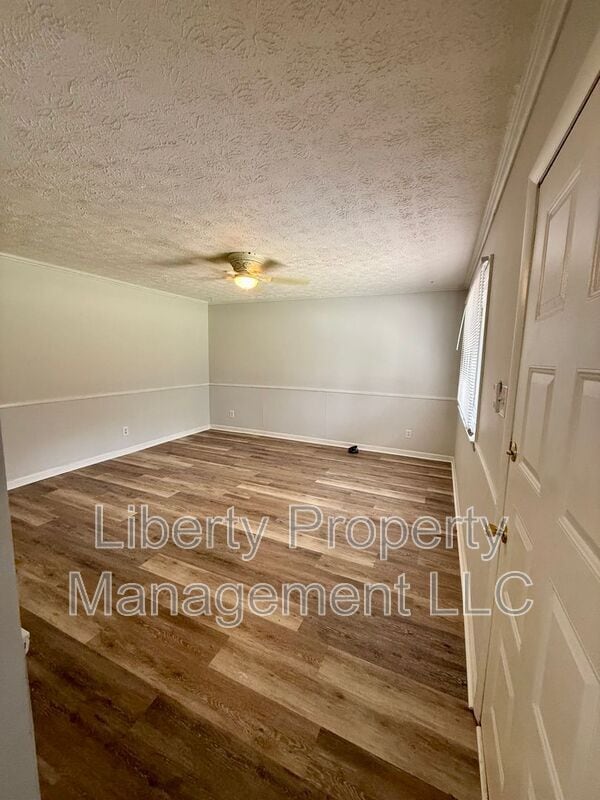 Photo - 1725 Sand Hill Rd