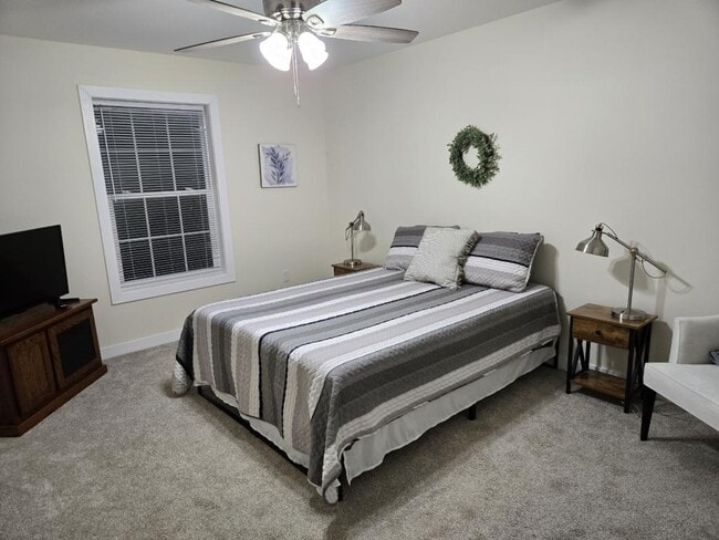 Photo - 1326 E Monroe St