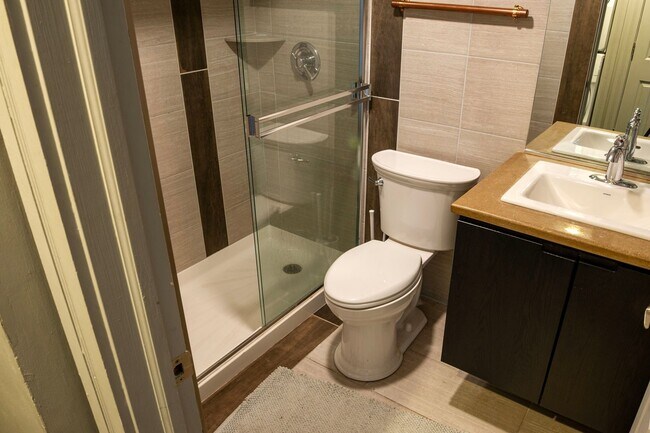 Photo - 204 N Walnut St Unidad C