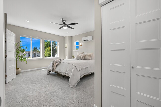 Photo - 5690 Sunstone Pl