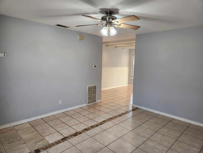 Photo - 3000 Ray Wood Dr