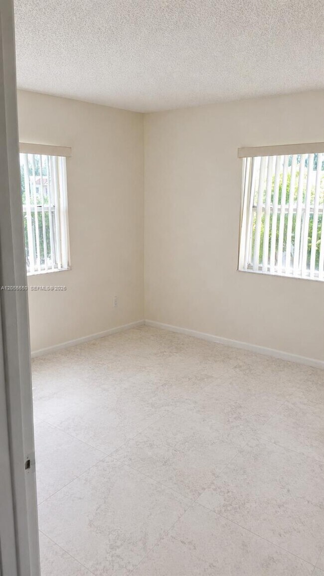 Photo - 8260 SW 210th St Unit 309