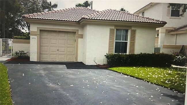 Building Photo - 6952 SW 148 Ln Rental