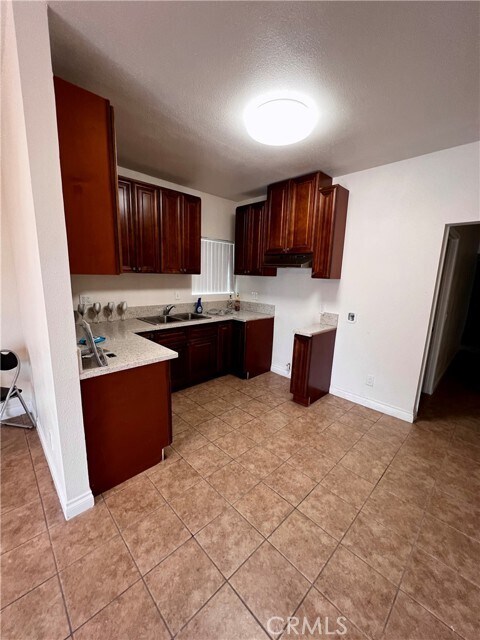 Photo - 211 S Olive Ave