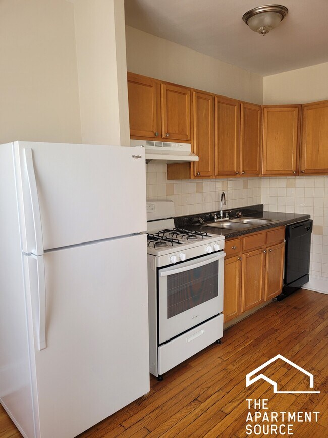 Photo - 1717 W North Shore Ave Unit 3A