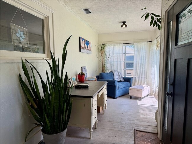 Photo - 301 Forrest Ave