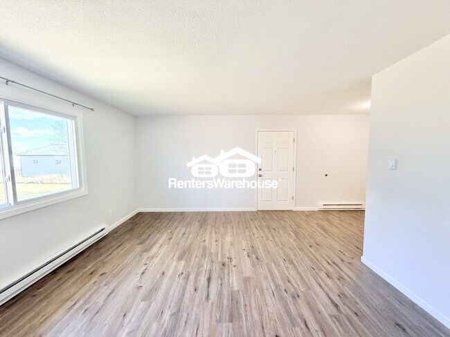 Photo - 211 S Green St