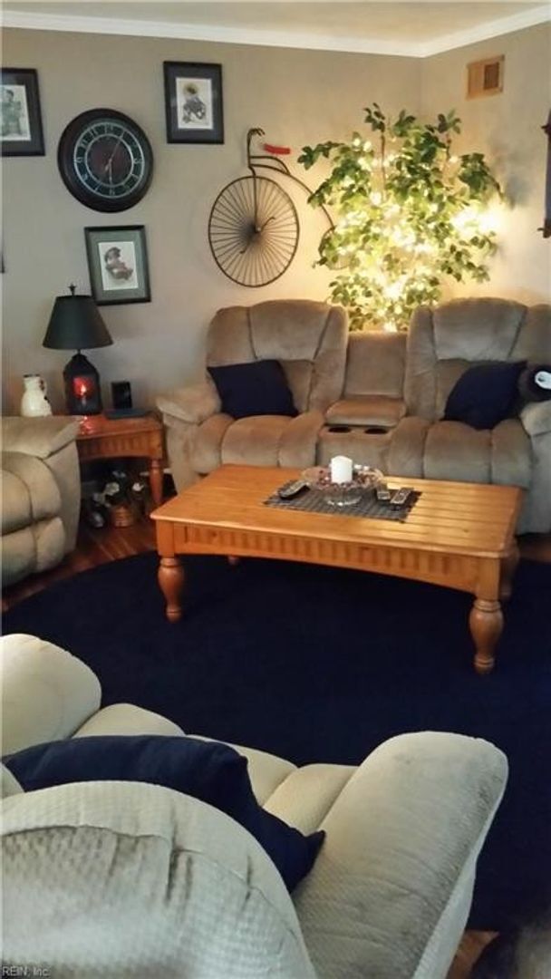 Photo - 1612 Ramsey Rd