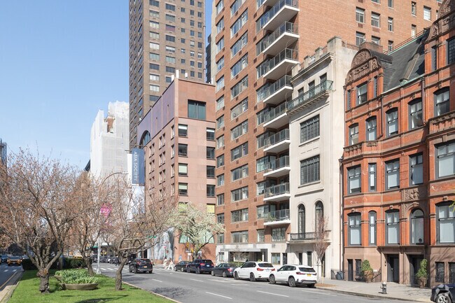 Photo - 715 Park Ave