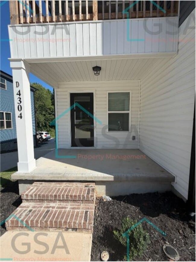 4304 Edwards Rd