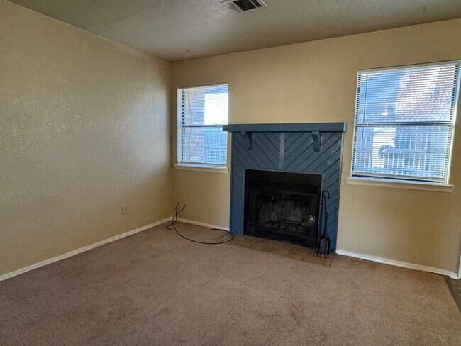 Photo - 2704 NW Friar Tuck Ln