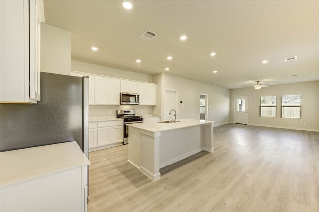 Photo - 21526 George Wayne Wy