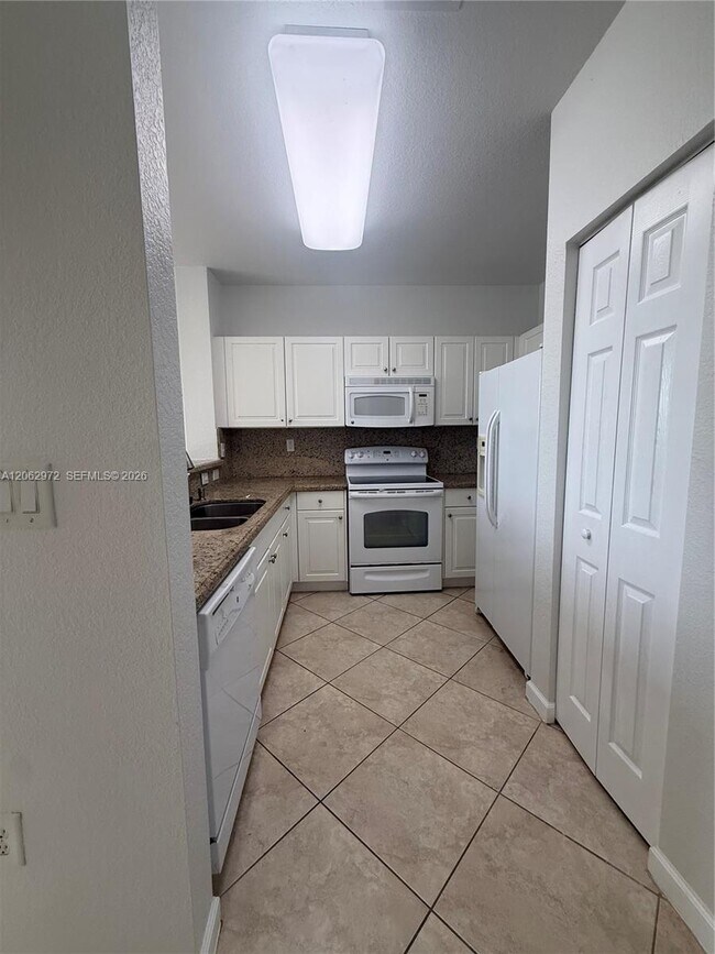 Photo - 3064 SE 1st Dr