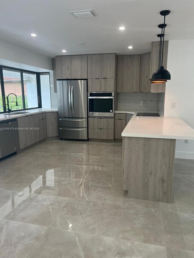 Photo - 3640 N 46th Ave