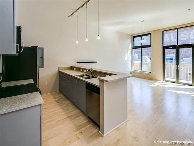 Photo - 3100 Huron St Unit 2B