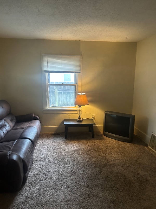 Photo - 626 SW Medford Ave