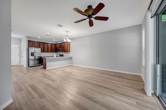 Photo - 3 Bedroom 2 Bathroom Townhouse