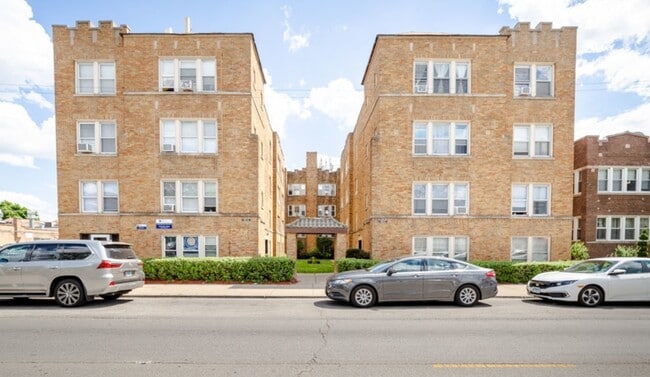 Building Photo - 5423 W Montrose Ave Unit NB Rental