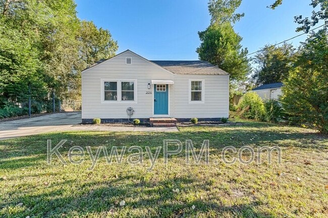 Building Photo - 2014 Lanier Dr