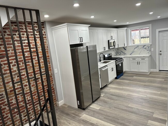 Photo - 2041 S Norwood St