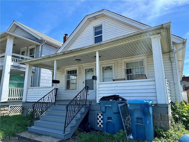 Photo - 1129 W Erie Ave