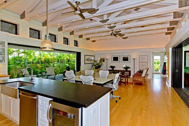 Photo - 343 Dune Cir
